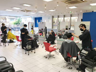 美容室でカット